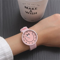 Hot New Women's Watch Fashion Luxury Smile Teenage Girl Wristwatch lovely  Comfortable Children's Watch Relogio Masculino Clock