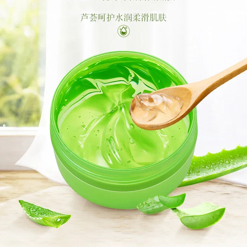 1pcs Aloe Vera Gel Smooth Moisturizing Whitening Day Cream Anti Wrinkle Anti Aging Face Cream Skin Care 220g