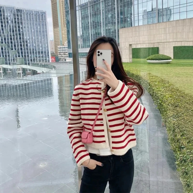 2 Colors Striped Knitted Sweater Black Cardigan Women Korean Fashion Long Sleeve Top Casual Cardigans Women Clothes Crop Sweater