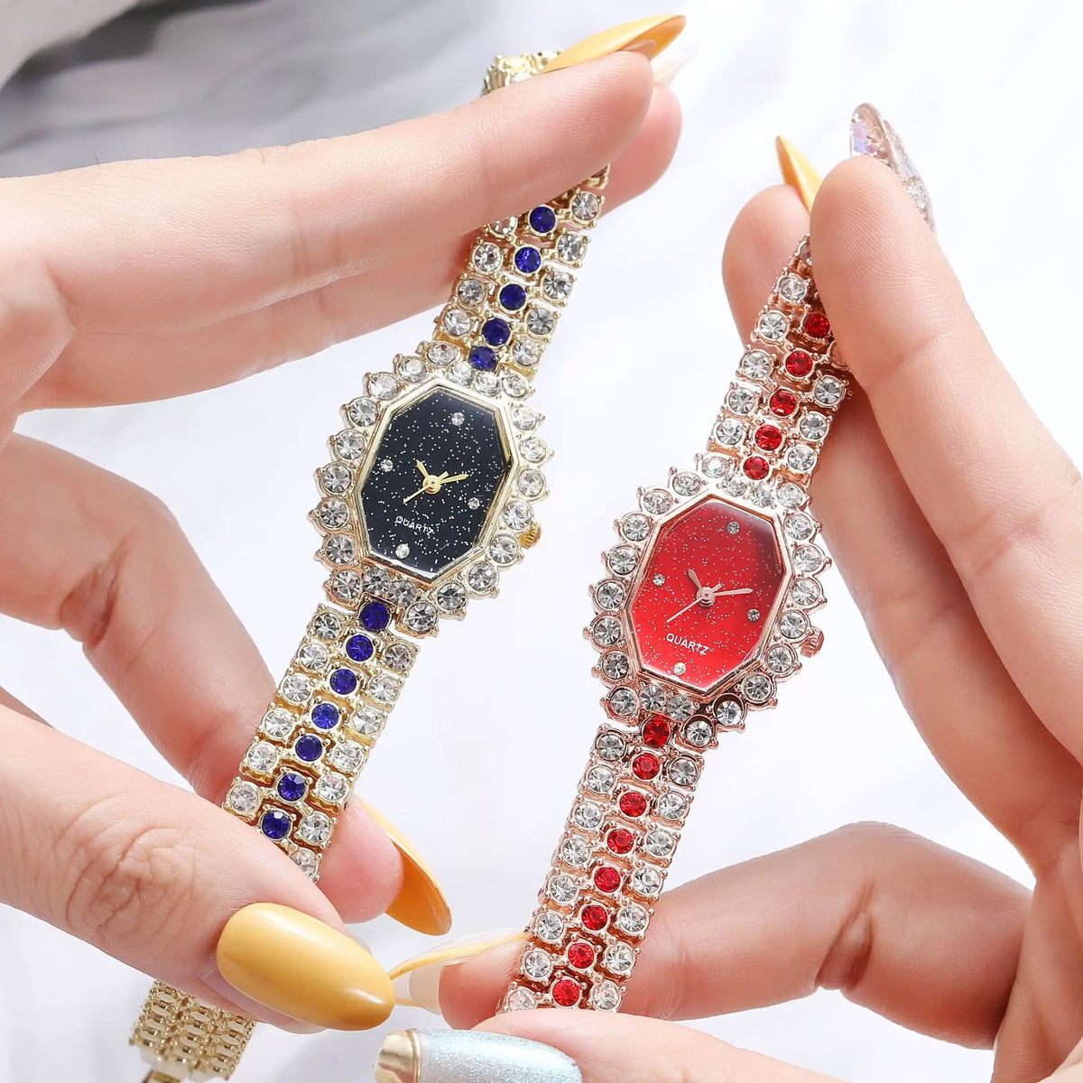 Luxury Women's Watch Metal Strap Fashion Distinguished Green Square Rhinestone Set Full Diamond Strap Quartz Watch for Women